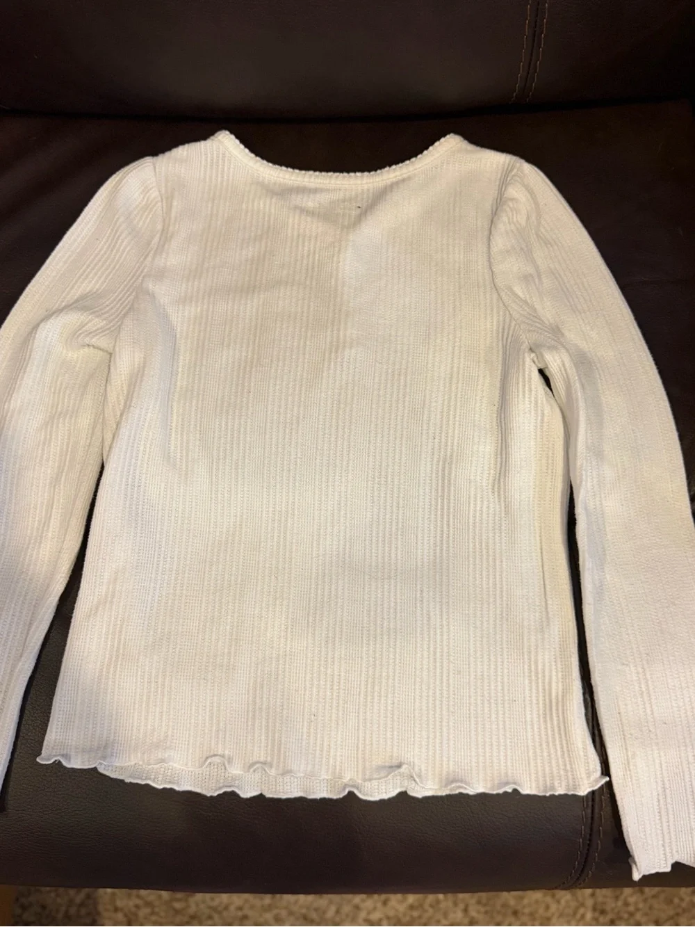 Girls bundle of 5 different shirts!! Different brands, all in good condition!!